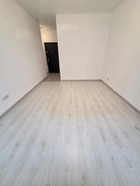 Garsoniera cartier Militari Residence - mutare imediata!!