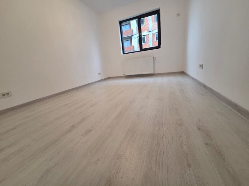 Garsoniera cartier Militari Residence - mutare imediata!!