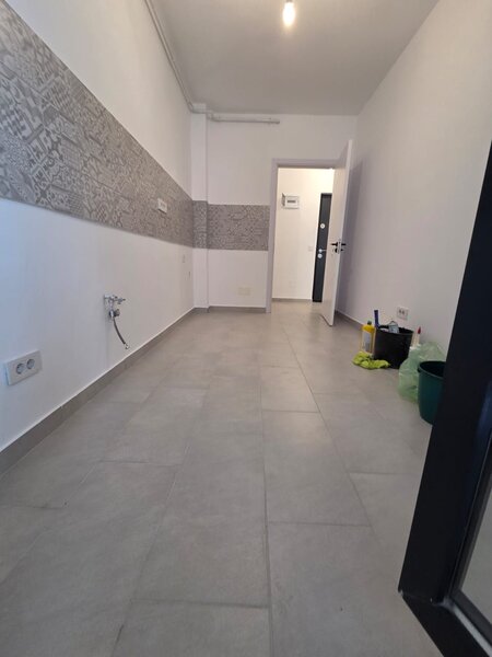 Garsoniera cartier Militari Residence - mutare imediata!!